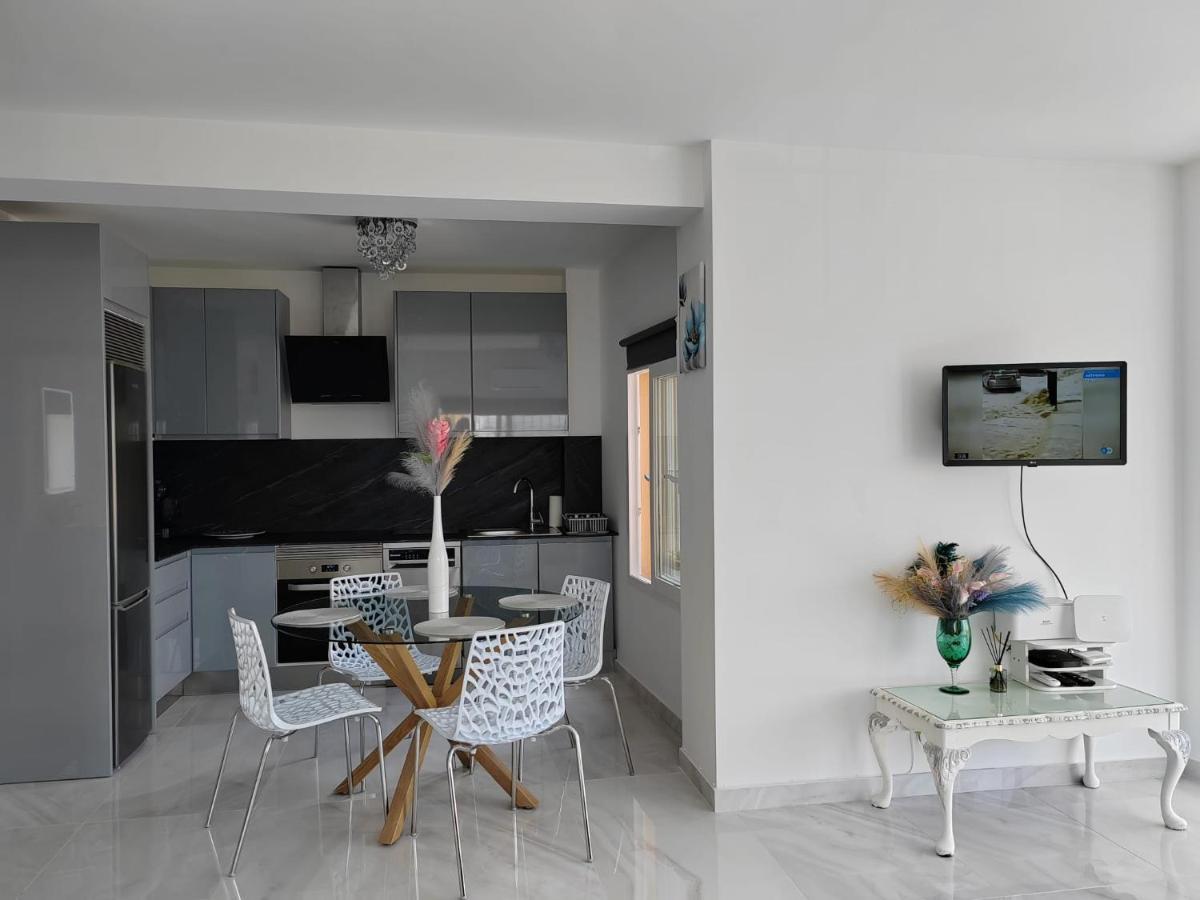 Apartamento La Torre,200M Hasta La Playa Бенальмадена Экстерьер фото